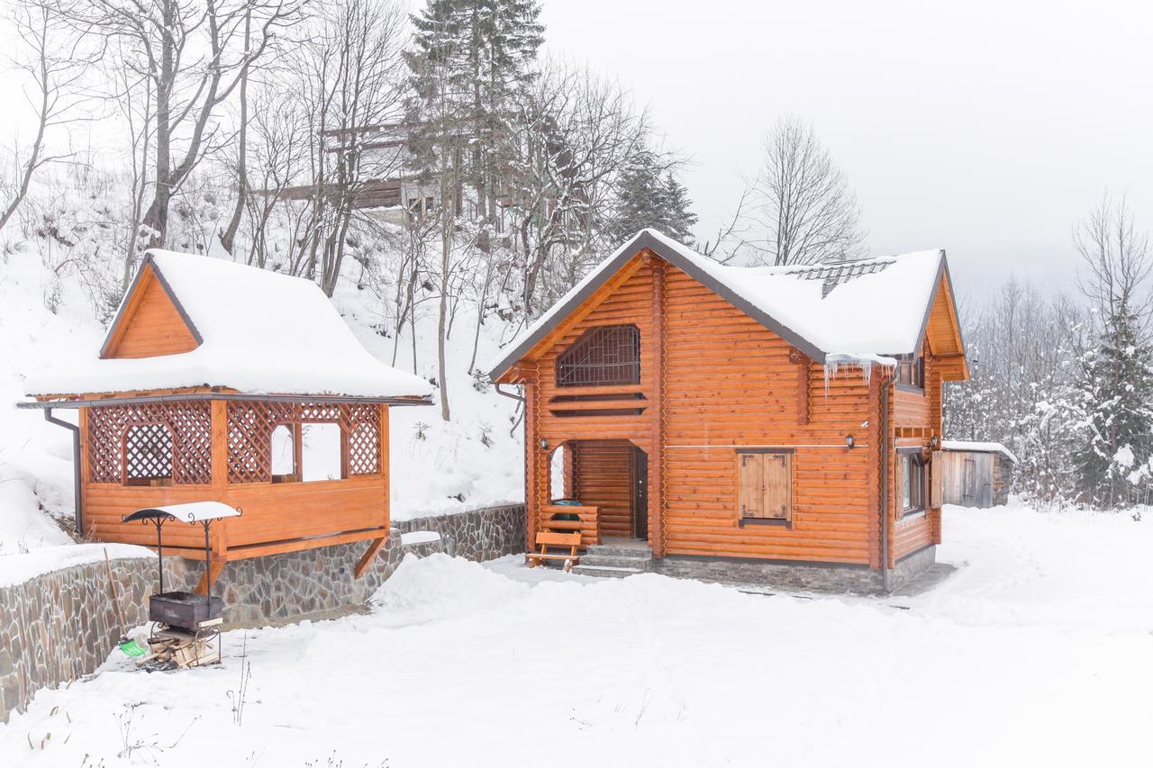 Cottage Goyra Yaremche Exterior photo