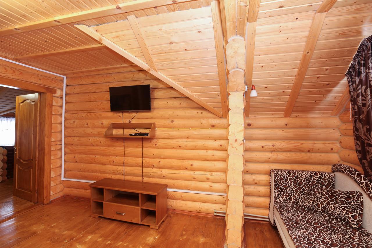 Cottage Goyra Yaremche Exterior photo